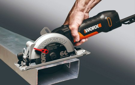 Дисковая пила компактная WORX Saw WX439 электрическая 220V, 480Вт, 120мм, в кейсе