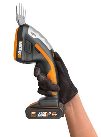 Ножницы для стрижки травы и кустарников в комплекте с тяпкой WG801E.5, c АКБ 1*2Ач и ЗУ, 1 аккумулятор 2 Ач + зарядное устройство