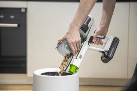 Пылесос вертикальный GREENWORKS G24SVK4D 24V (500 Вт) аккумуляторный
