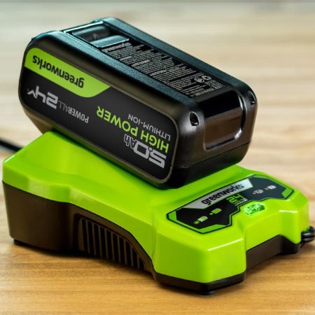 Аккумулятор GREENWORKS High Power G24HP5, 24V, 5Ач (2957807) Аккумулятор GREENWORKS High Power G24HP5, 24V, 5Ач (2957807)