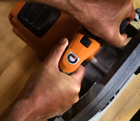 Дисковая пила WORX WX445 электрическая 220V, 1600Вт, 190мм