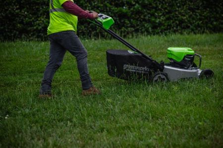 Газонокосилка аккумуляторная GREENWORKS LM221S Арт. 2519407, OPTIMUSTM, 82V, 56см, самоходная, бесщеточная, без АКБ и ЗУ Газонокосилка аккумуляторная GREENWORKS LM221S Арт. 2519407, OPTIMUSTM, 82V, 56см, самоходная, бесщеточная, без АКБ и ЗУ
