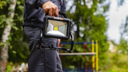 Прожектор аккумуляторный WORX WX026.9, 1500лм, 20В