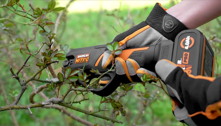 Секатор аккумуляторный WORX WG330E.9 Секатор аккумуляторный WORX WG330E.9