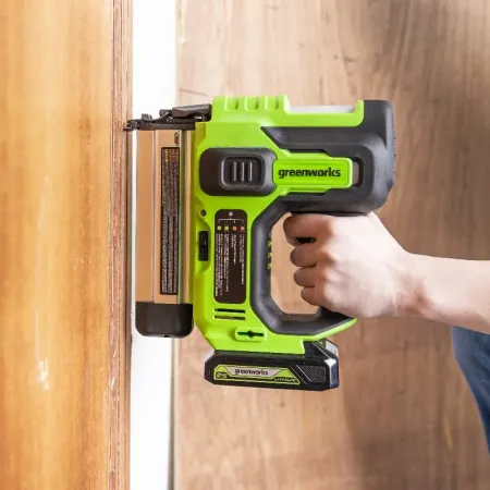 Гвоздезабивной пистолет аккумуляторный GREENWORKS, 24V, без АКБ и ЗУ