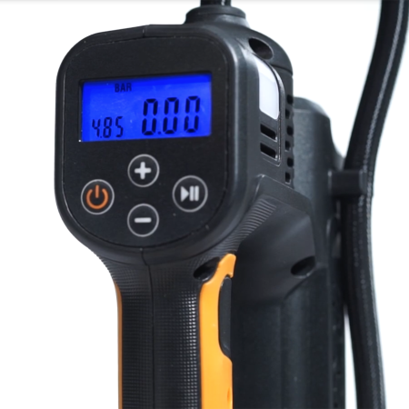 Насос с фонарем для автомобиля WORX WX092.9 аккумуляторный, 20V, 10 бар, Без аккумулятора и зарядного устройства