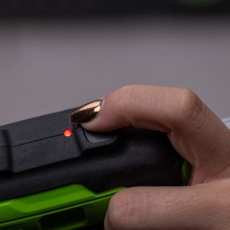 Пистолет клеевой аккумуляторный GREENWORKS G24GLG (3502207) 24 V, без АКБ и ЗУ