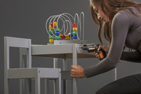 Отвертка WORX WX254.4 4V SD Slide Driver аккумуляторная с ЗУ и набором бит (6шт)