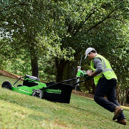 Газонокосилка аккумуляторная GREENWORKS GC82LM30 Арт. 2519207, 82V, 76см, самоходная, бесщеточная Газонокосилка аккумуляторная GREENWORKS GC82LM30 Арт. 2519207, 82V, 76см, самоходная, бесщеточная